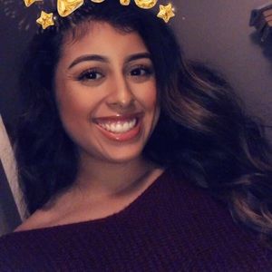 Meet your Posher, Christina